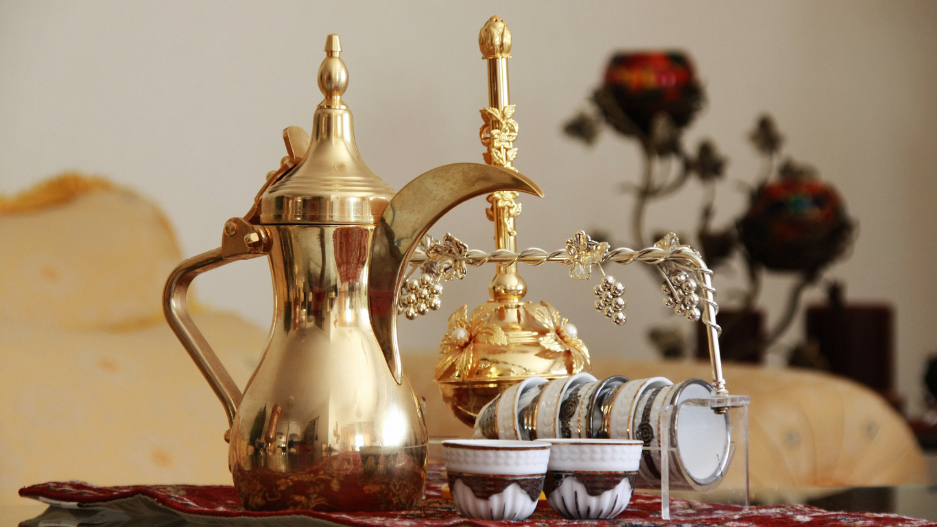 Flavours-of-Saudi-Arabia-Authentic-Arabic-Coffee-Experience Hamdan Coffee